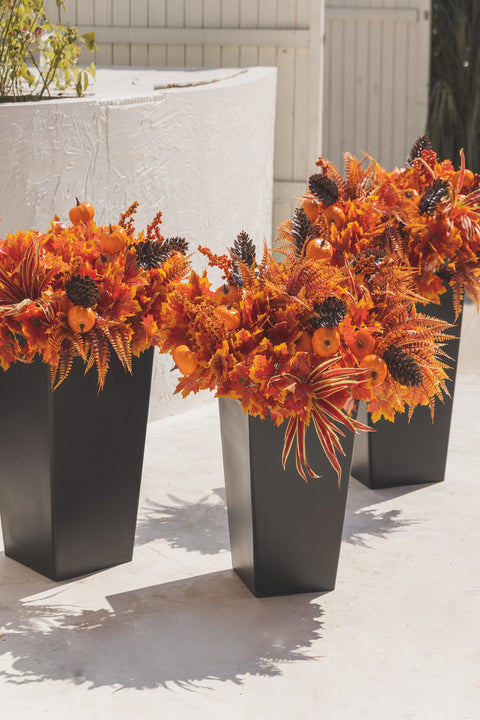 15Pcs Outdoor Artificial Maple Leaf, Pumpkin, and Berry Bouquet