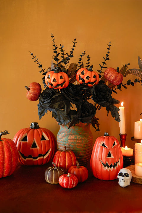 4Pcs Halloween Pumpkin Bunch with Black Maple Leaves